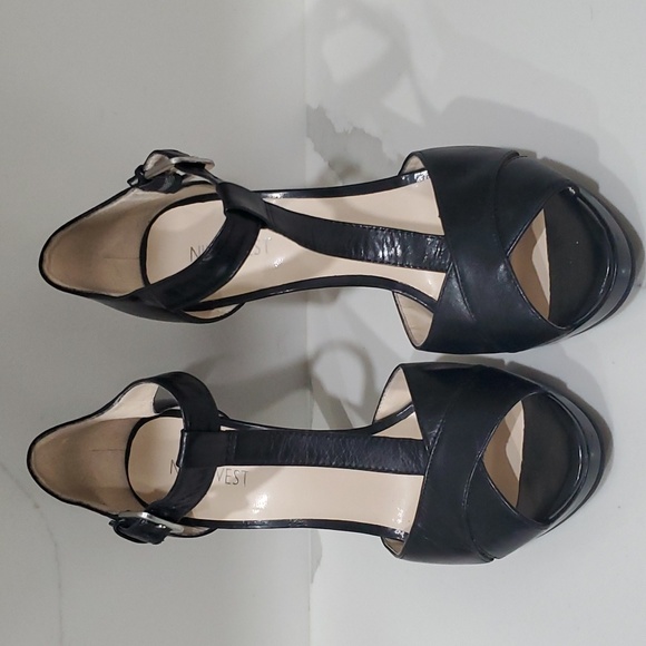 Nine West - Picture 1 of 5